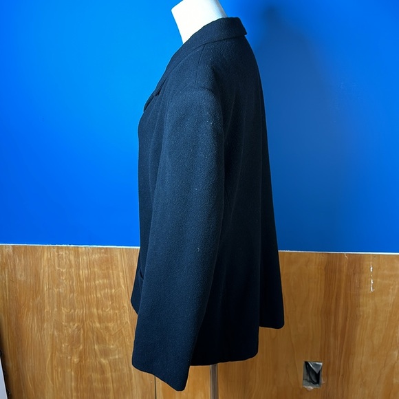 Laura Scott coat - Picture 3 of 8